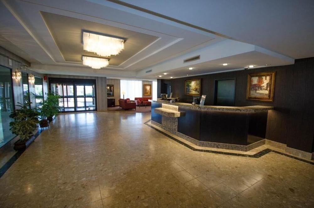 Hotel Welcominns Boucherville Exteriör bild